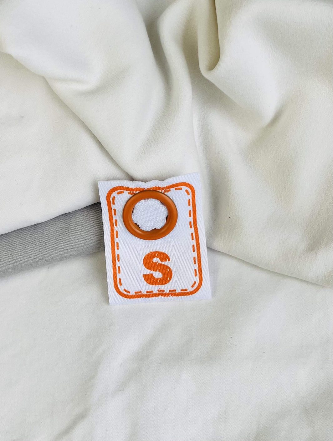 Snap On Bedding Label Size Small