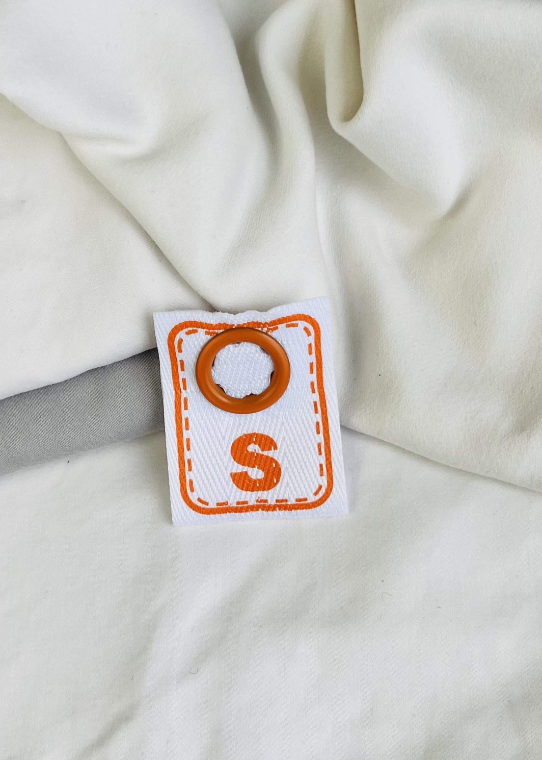 Snap On Bedding Label Size Small